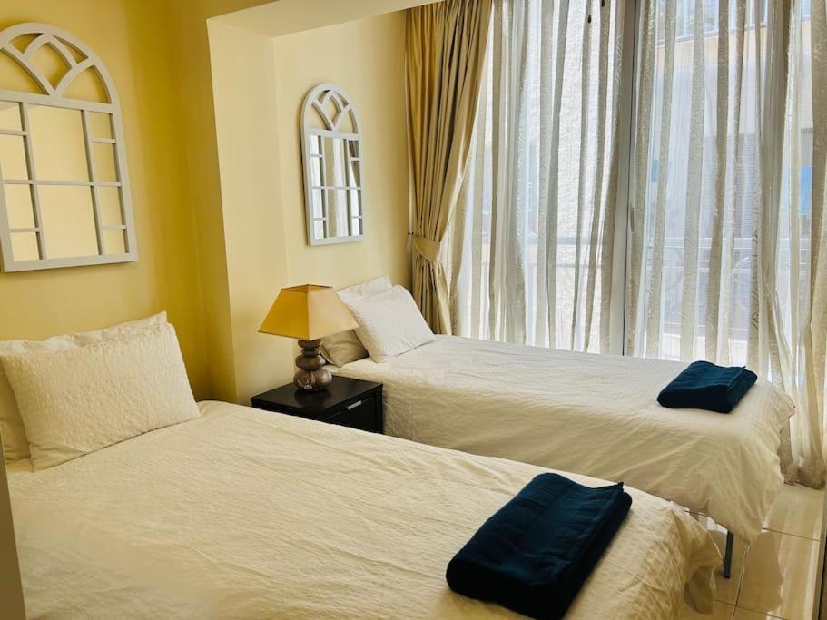 Flat On The Paseo Maritamo! Apartment Естепона Екстериор снимка